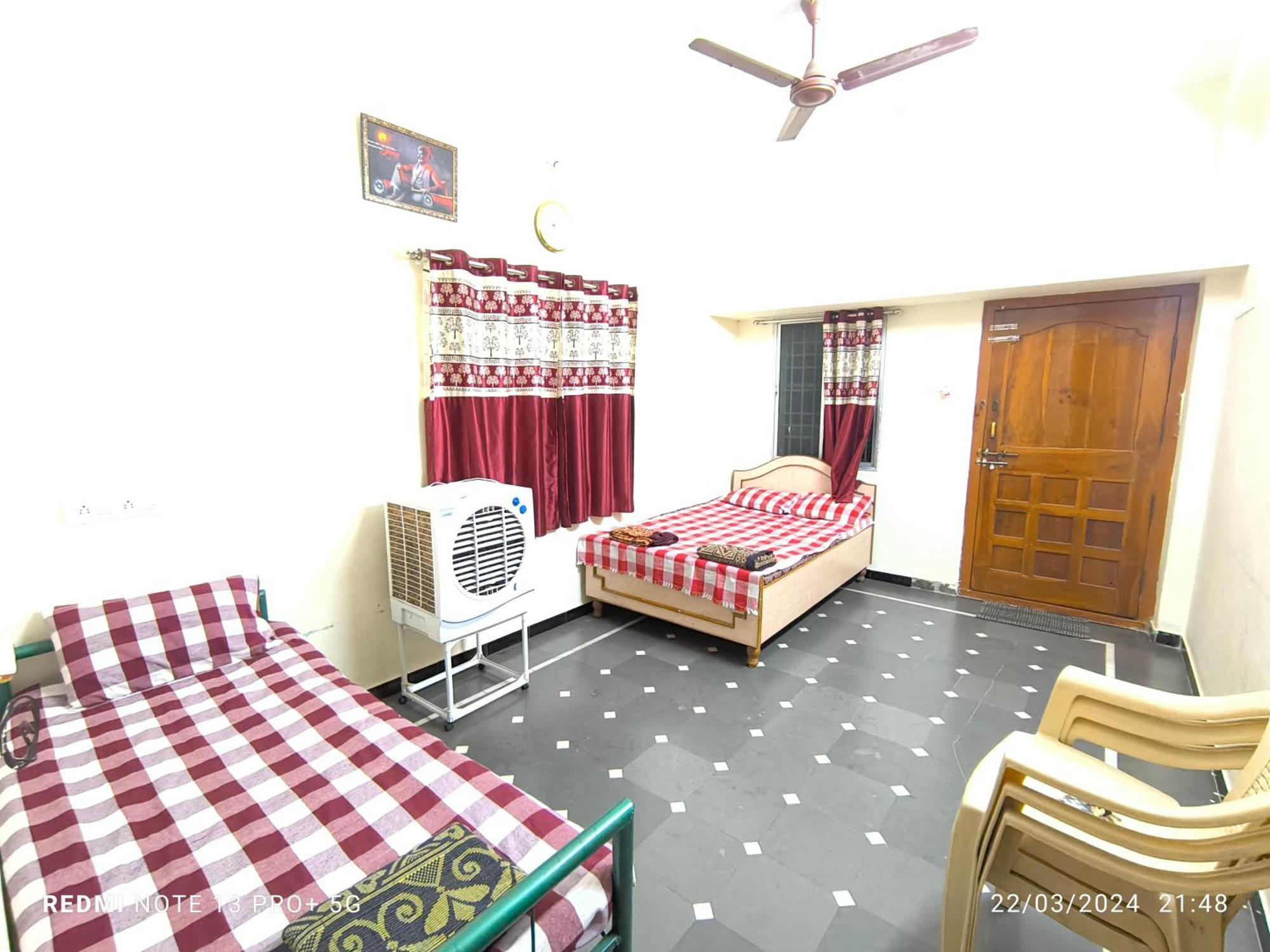 Samarth Sawali Guest House, Vidhyanagar Akkalkot Akalkot Exterior foto